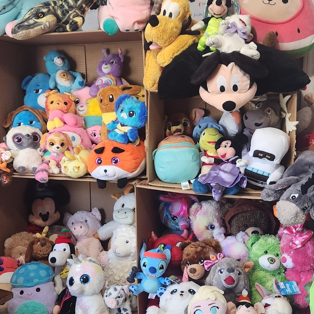 Mona81 is LIVE! Like This Flyer To Get Notified And Join The Fun! - Picture 5 of 8